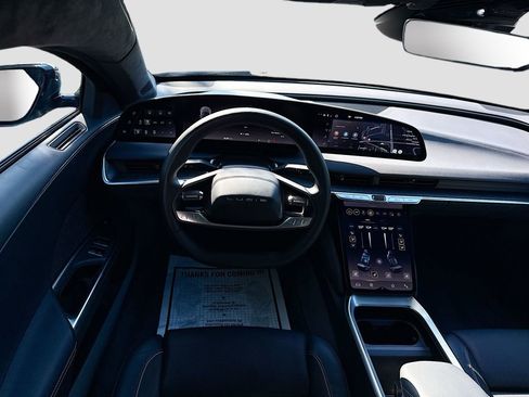 Used 2024 Lucid Air Touring AWD/4WD image 22