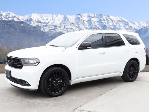 Used 2016 Dodge Durango R/T w/ Trailer Tow Group IV AWD/4WD image 2