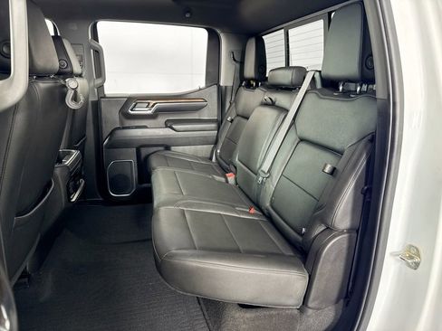 Used 2022 Chevrolet Silverado 1500 LT Trail Boss w/ LT Trail Boss Premium Package image 28