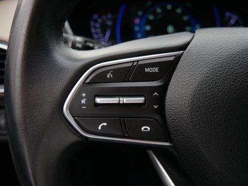Used 2020 Hyundai Santa Fe SEL image 25