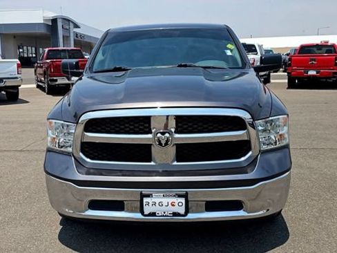 Used 2020 RAM 1500 Tradesman w/ Chrome Appearance Group RWD image 3