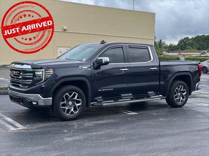 Used 2022 GMC Sierra 1500 SLT w/ SLT Premium Plus Package