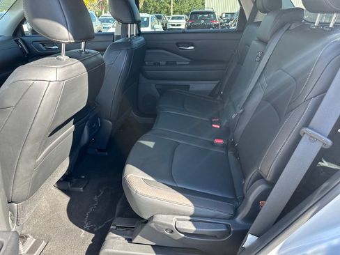 Certified 2022 Nissan Pathfinder SL image 20