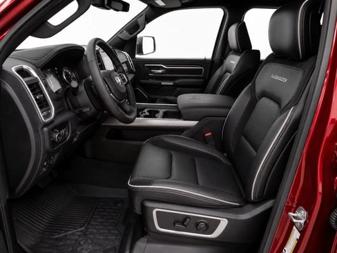 Used 2023 RAM 1500 Laramie AWD/4WD image 15