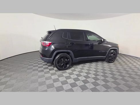Used 2020 Jeep Compass Latitude FWD image 36