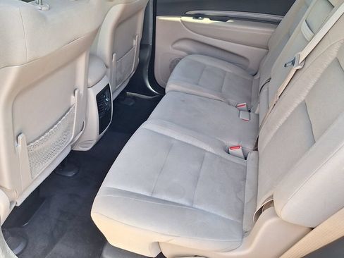 Used 2022 Dodge Durango SXT AWD/4WD image 9