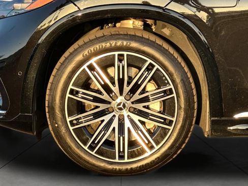 Certified 2023 Mercedes-Benz EQS 580 4MATIC SUV image 6