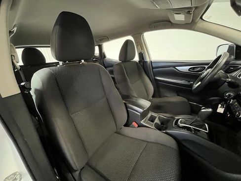 Used 2018 Nissan Rogue Sport S AWD/4WD image 9
