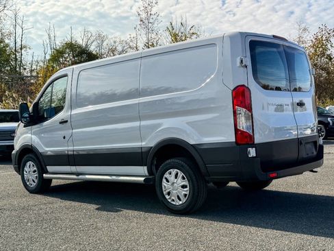 Used 2024 Ford Transit 250 Low Roof w/ Exterior Upgrade Package image 5