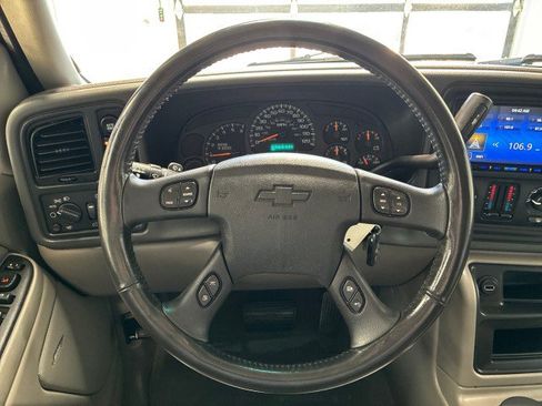 Used 2004 Chevrolet Tahoe Z71 w/ Z71 Preferred Equipment Group image 16