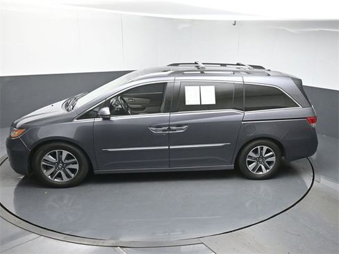 Used 2016 Honda Odyssey Touring Elite image 41