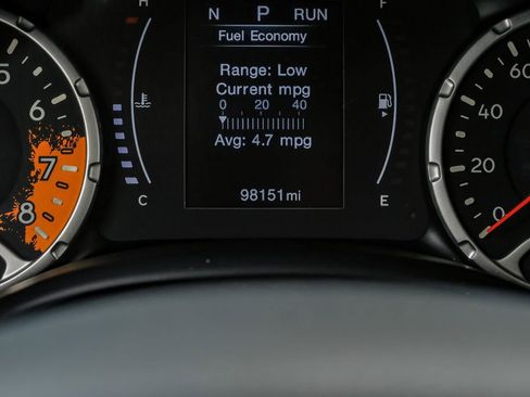 Used 2018 Jeep Renegade Latitude FWD image 23