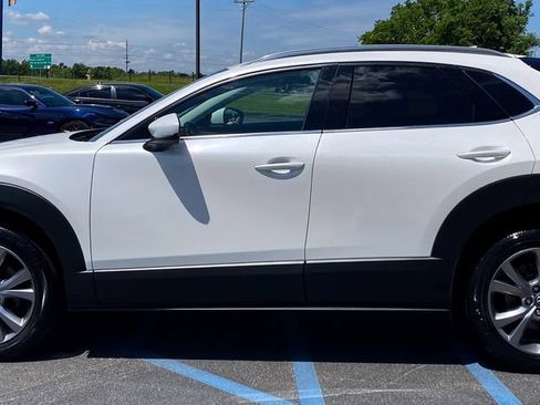 Used 2021 MAZDA CX-30 AWD 2.5 S w/ Premium Package image 18