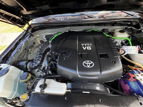 Used 2007 Toyota FJ Cruiser 2WD w/ Convenience Pkg image 38