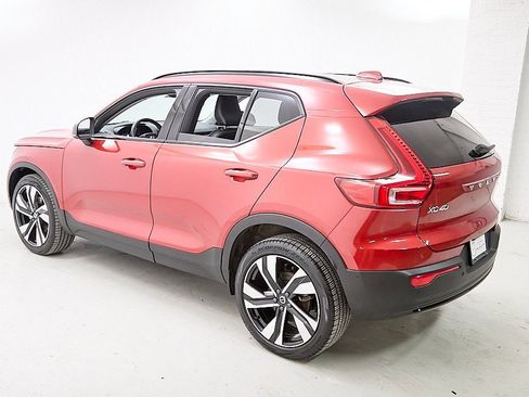 Certified 2023 Volvo XC40 B5 Plus w/ Driver Assist Package image 7
