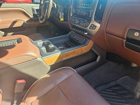 Used 2019 Chevrolet Silverado 2500 High Country w/ Duramax Plus Package image 38