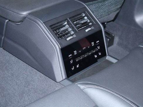 New 2025 Porsche Panamera 4 image 22