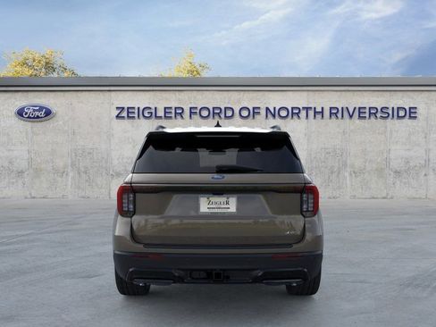 New 2026 Ford Explorer ST-Line w/ ST-Line Street Pack AWD/4WD image 5