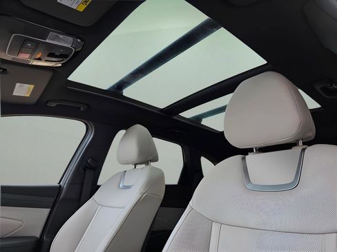 New 2025 Hyundai Tucson Limited image 21