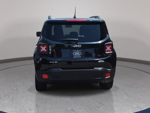 Used 2016 Jeep Renegade Latitude w/ Popular Equipment Group AWD/4WD image 7