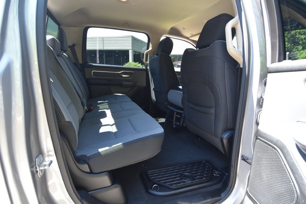 Used 2020 RAM 1500 Big Horn AWD/4WD image 33