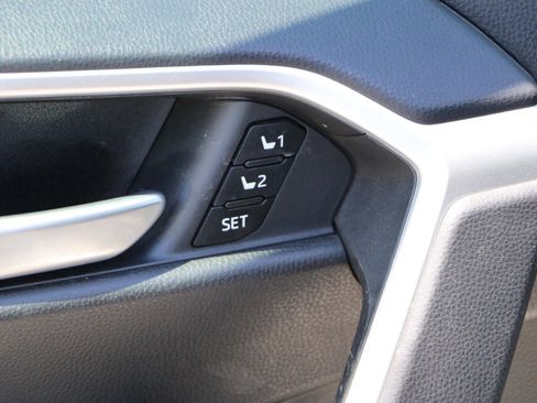 Used 2025 Toyota RAV4 XLE Premium w/ Weather Package AWD/4WD image 18