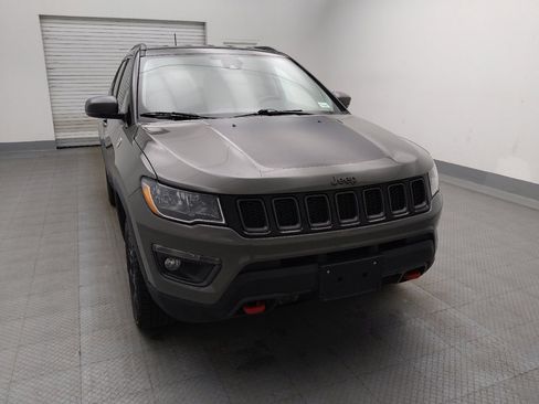 Used 2021 Jeep Compass Trailhawk AWD/4WD image 14