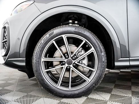New 2026 Audi Q5 Premium Plus AWD/4WD image 6
