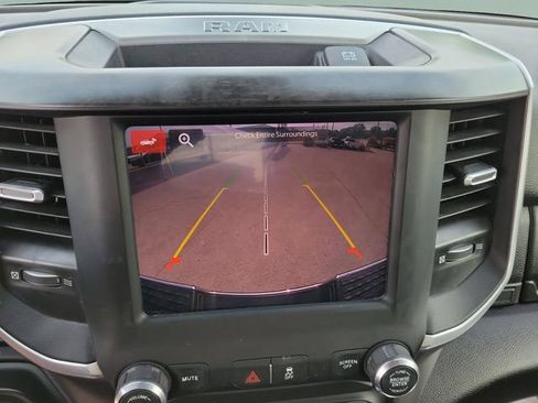 Used 2024 RAM 2500 Big Horn AWD/4WD image 20