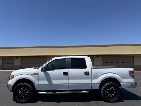 Used 2014 Ford F150 XLT w/ Trailer Tow Package AWD/4WD image 4
