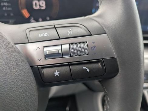 Used 2025 Hyundai Kona SEL image 15