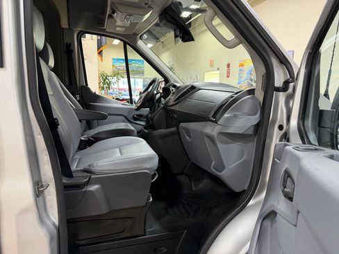 Used 2015 Ford Transit 250 148 Medium Roof image 32