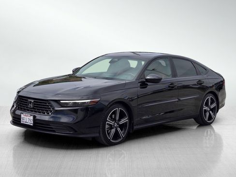 Used 2023 Honda Accord Sport image 8
