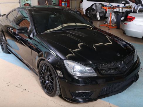 Used 2013 Mercedes-Benz C 63 AMG Coupe w/ Multimedia Pkg image 2