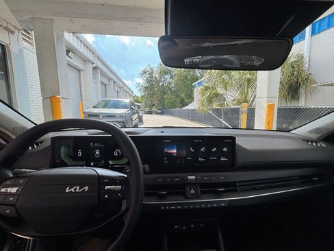 Used 2025 Kia K4 FWD image 34