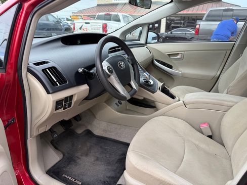 Used 2011 Toyota Prius Three w/ Navigation Pkg FWD image 12