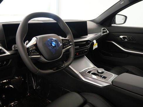 Used 2025 BMW 330i Sedan w/ Convenience Package image 14