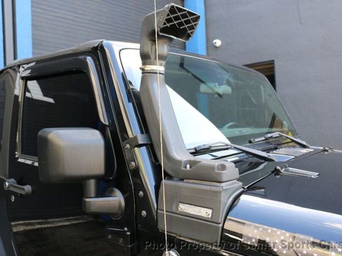 Used 2011 Jeep Wrangler Rubicon w/ PWR Convenience Group image 15