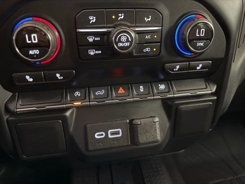 Used 2019 Chevrolet Silverado 1500 LT w/ Texas Edition image 24