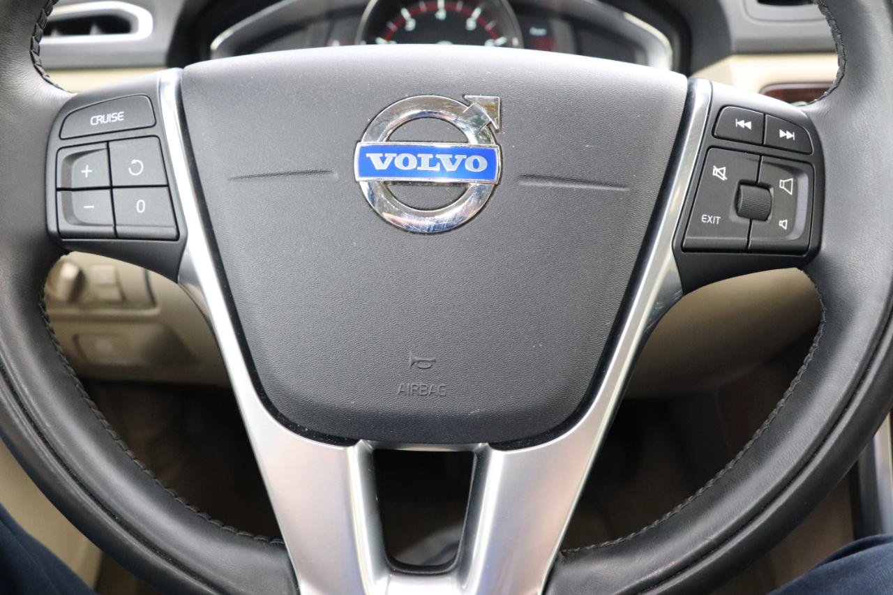Used 2014 Volvo XC70 3.2 AWD/4WD image 11