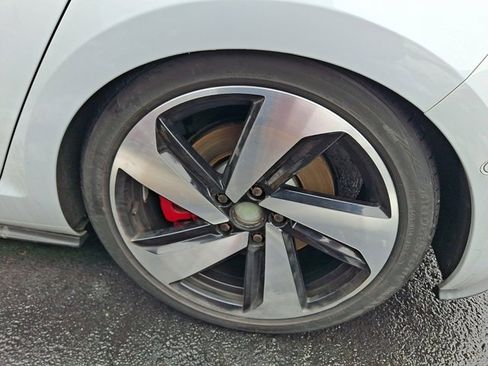 Used 2020 Volkswagen GTI Autobahn image 7