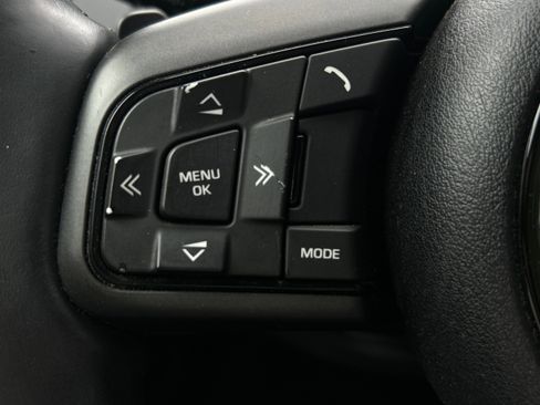 Used 2016 Jaguar F-TYPE Convertible image 84