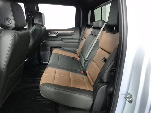 New 2026 Chevrolet Silverado 1500 High Country w/ Technology Package AWD/4WD image 24