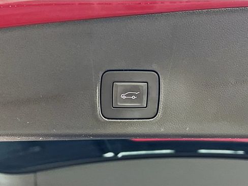 Used 2024 Chevrolet TrailBlazer LT w/ Convenience Package FWD image 27