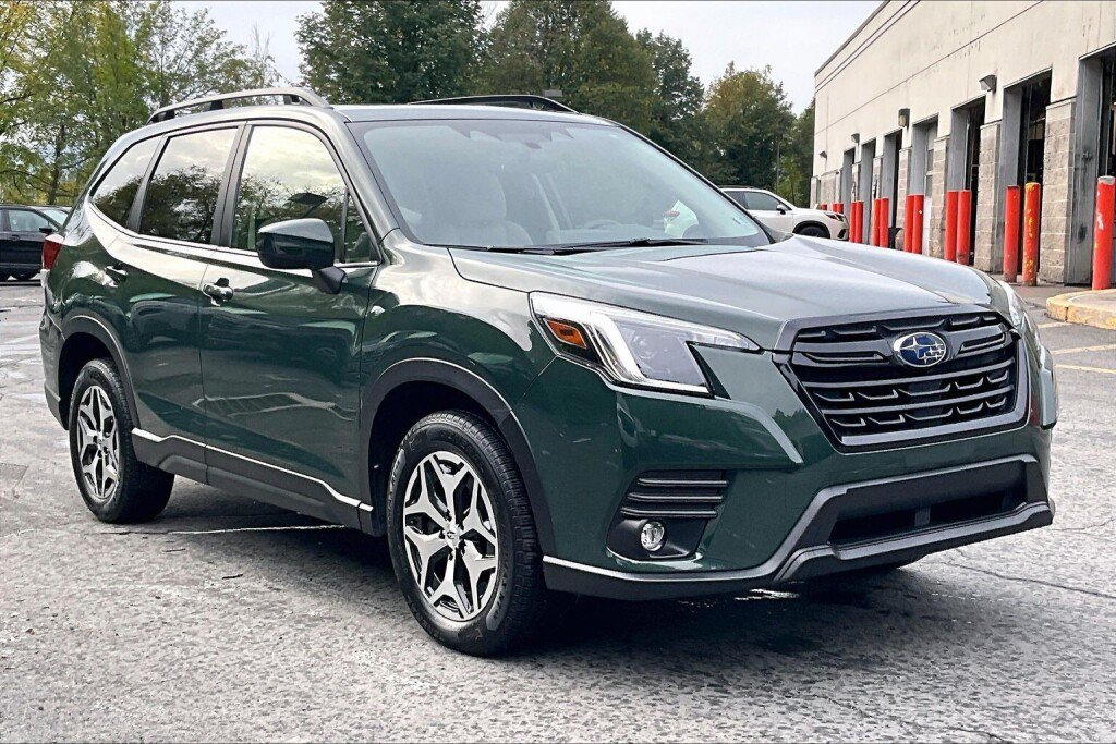 Certified 2024 Subaru Forester Premium AWD/4WD image 19