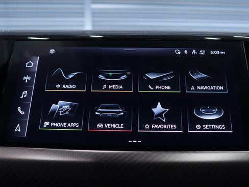 Used 2023 Audi RS e-tron GT w/ Carbon Performance Package image 24