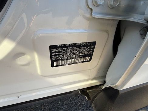 Used 2017 Subaru Forester 2.5i Premium image 32