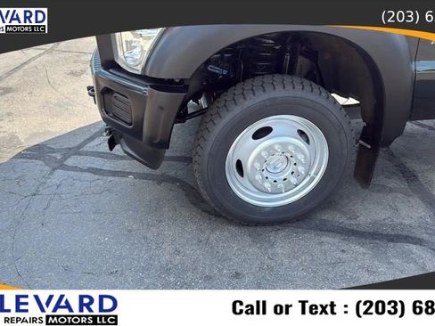 Used 2012 Ford F550 4x4 Regular Cab Super Duty w/ Payload Upgrade Pkg image 9