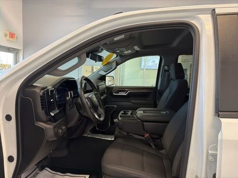 Used 2025 Chevrolet Silverado 1500 LT w/ Work Truck Package AWD/4WD image 12