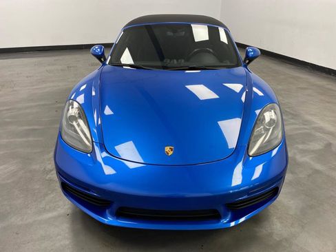 Used 2017 Porsche 718 Boxster image 18